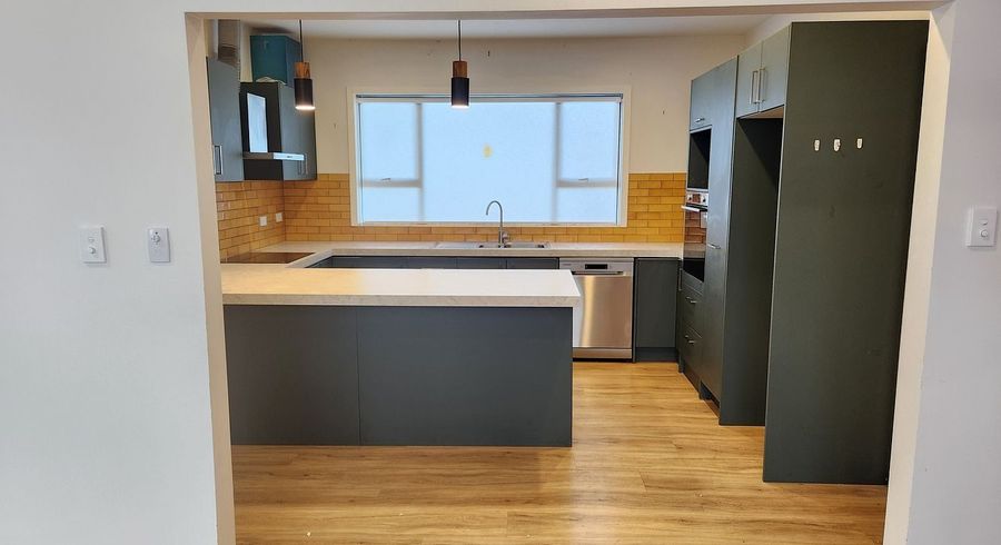 at 121 North Avon Road, Richmond, Christchurch City, Canterbury