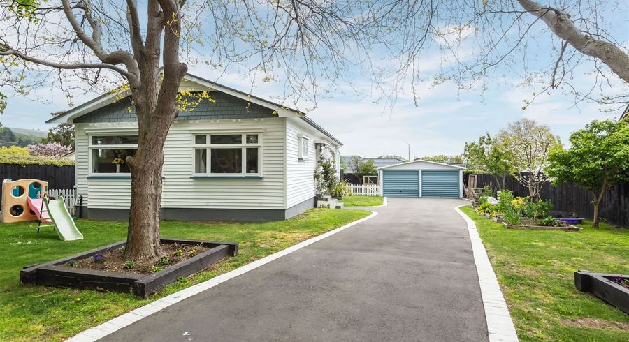  at 31 Flavell Street, Heathcote Valley, Christchurch
