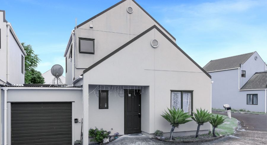  at 10 Blumhardt Place, Avondale, Auckland City, Auckland