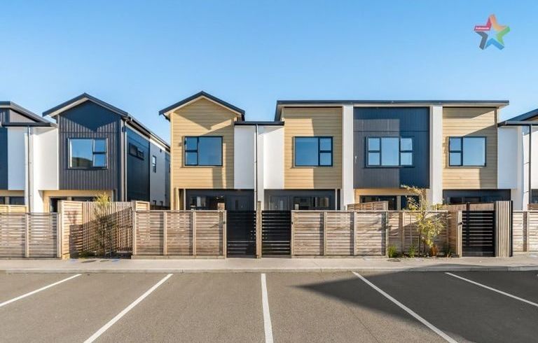  at 25 Te Ara o Papatahi, Wainuiomata, Lower Hutt
