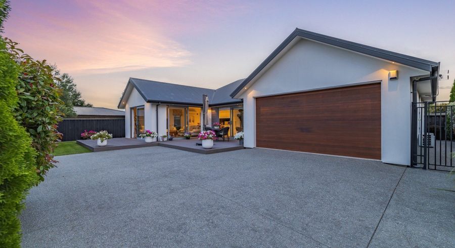  at 17 Waterstock Way, Parklands, Christchurch City, Canterbury