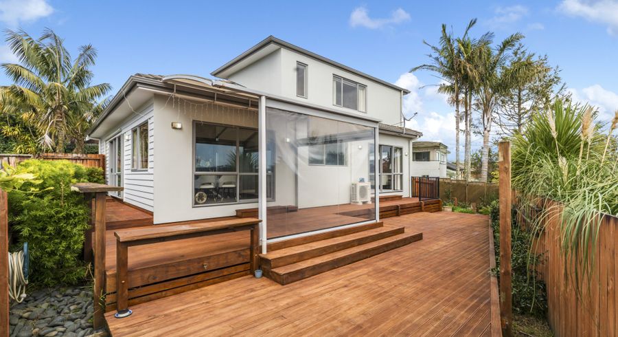  at 22 Gala Place, Henderson, Waitakere City, Auckland