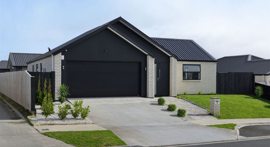 at 16 Inuwai Street, Glenview, Hamilton