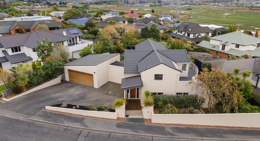  at 4 Somerton Rise, Westmorland, Christchurch City, Canterbury