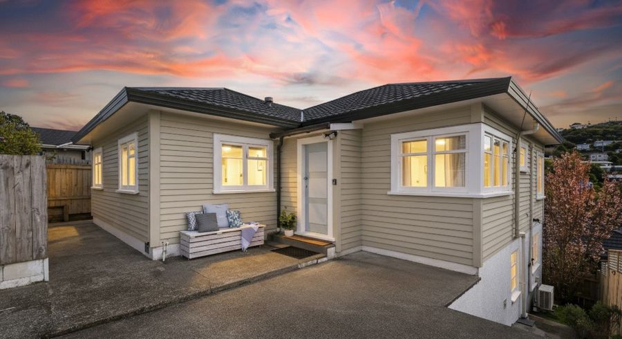  at 15 Glanmire Road, Newlands, Wellington, Wellington