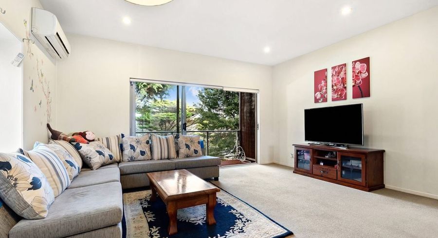  at 76C Edmonton Road, Te Atatu South, Waitakere City, Auckland