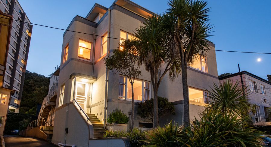  at 11 Stowe Hill, Thorndon, Wellington