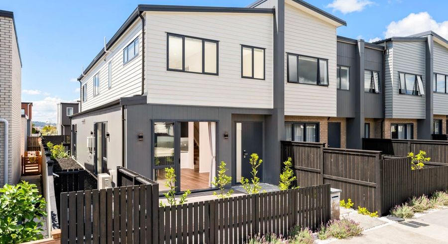  at 20 Skua Road, Hobsonville, Waitakere City, Auckland
