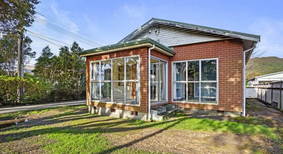 at 2/45 Cambridge Terrace, Waiwhetu, Lower Hutt, Wellington
