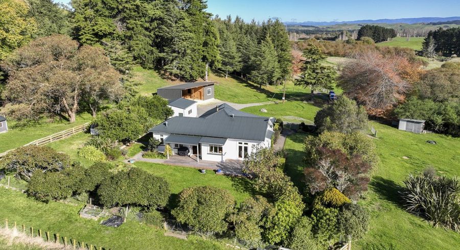  at 162 Kawera Road, Pukehamoamoa