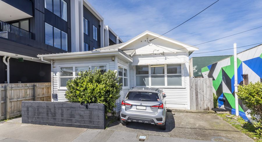  at 62 Rongotai Road, Kilbirnie, Wellington, Wellington