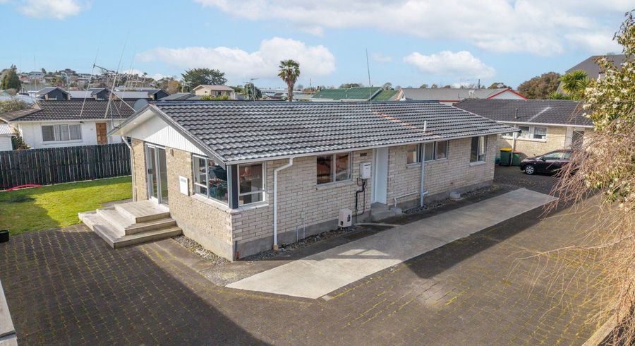  at 11A Knightsbridge Place, Dinsdale, Hamilton, Waikato