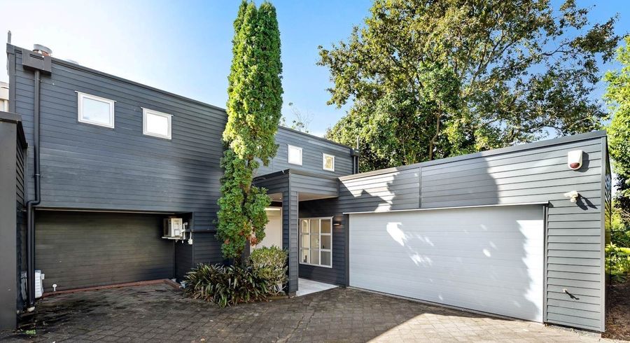  at 4/19 Waiatarua Road, Remuera, Auckland City, Auckland