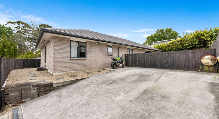  at 5A Nielsen Place, Massey, Auckland