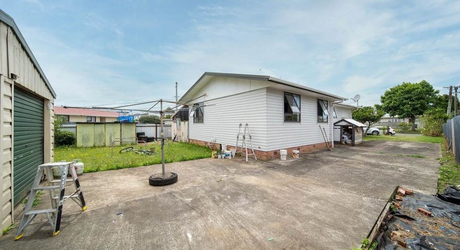  at 16 Hardie Street, Mangere East, Auckland