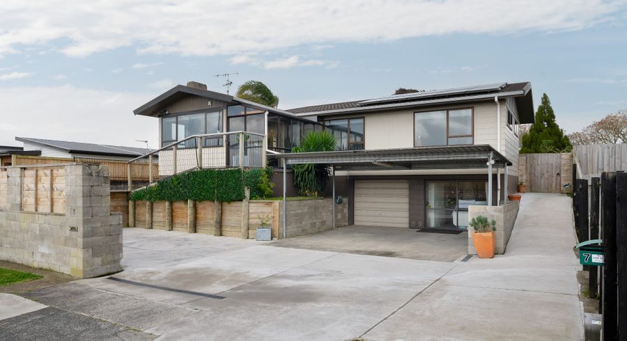  at 7 Fuchsia Avenue, Pukete, Hamilton