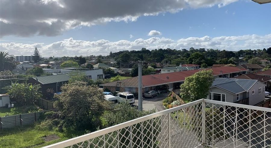  at 4/84 Princes Street, Otahuhu, Auckland