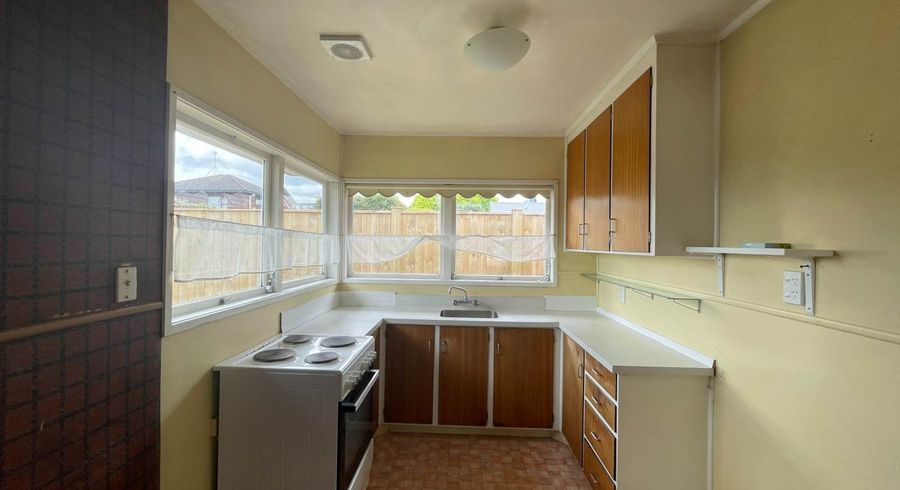 at 3/13 Brixton Road, Mount Eden, Auckland City, Auckland