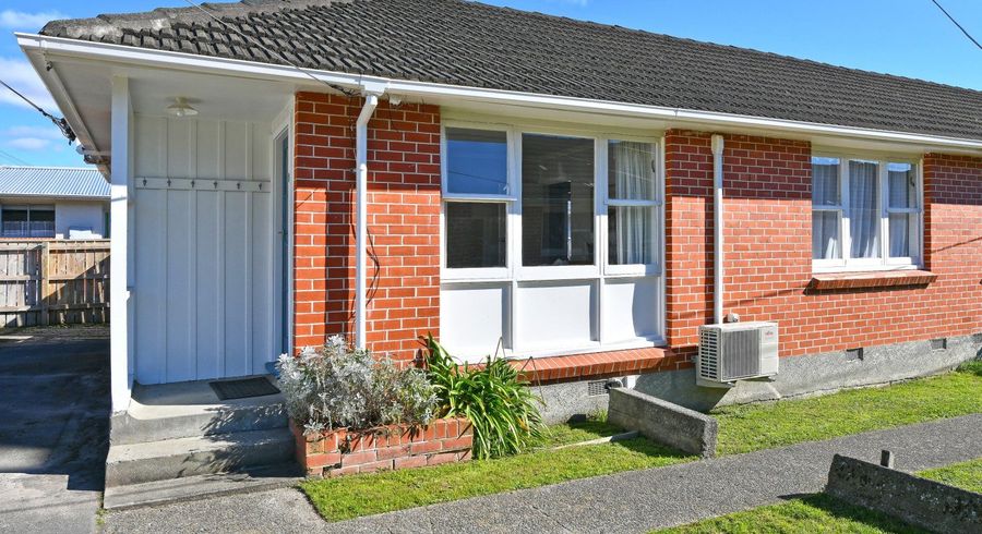  at 1/29 Hillside Drive, Maoribank, Upper Hutt, Wellington