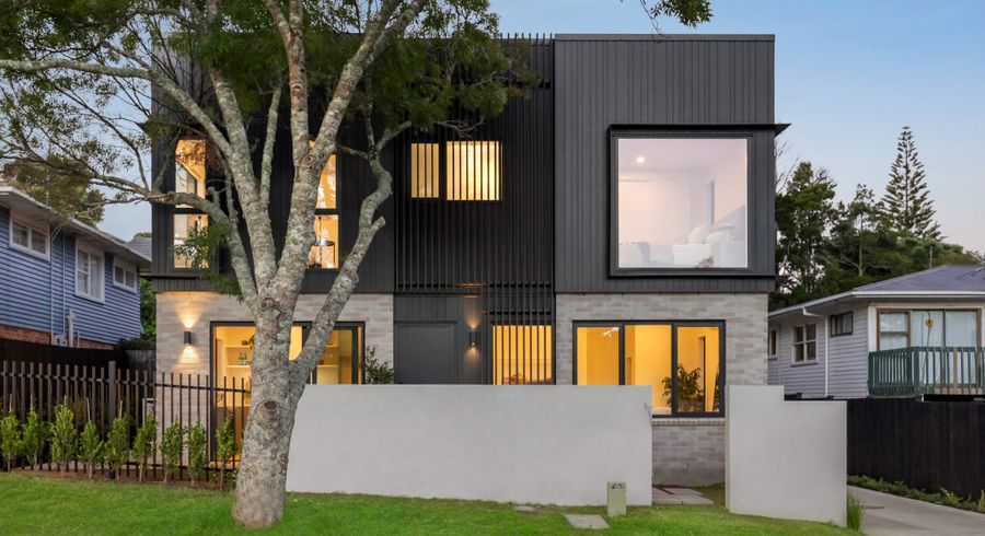  at 35 Lynden Avenue, Hillcrest, North Shore City, Auckland