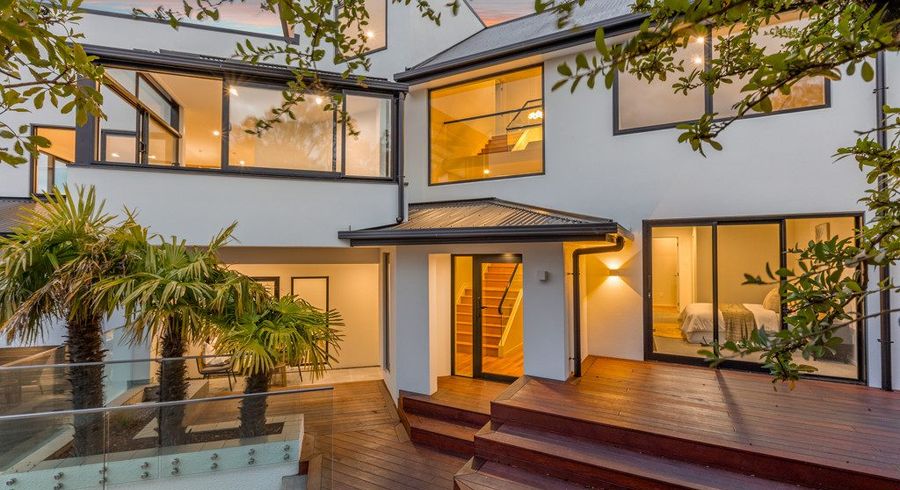  at 28 Panorama Road, Clifton, Christchurch City, Canterbury