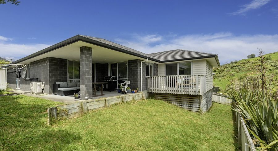  at 142 Ballintoy Park Drive, Welcome Bay, Tauranga