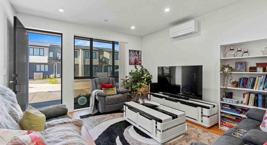  at 3 Serpent Road, Flat Bush, Manukau City, Auckland