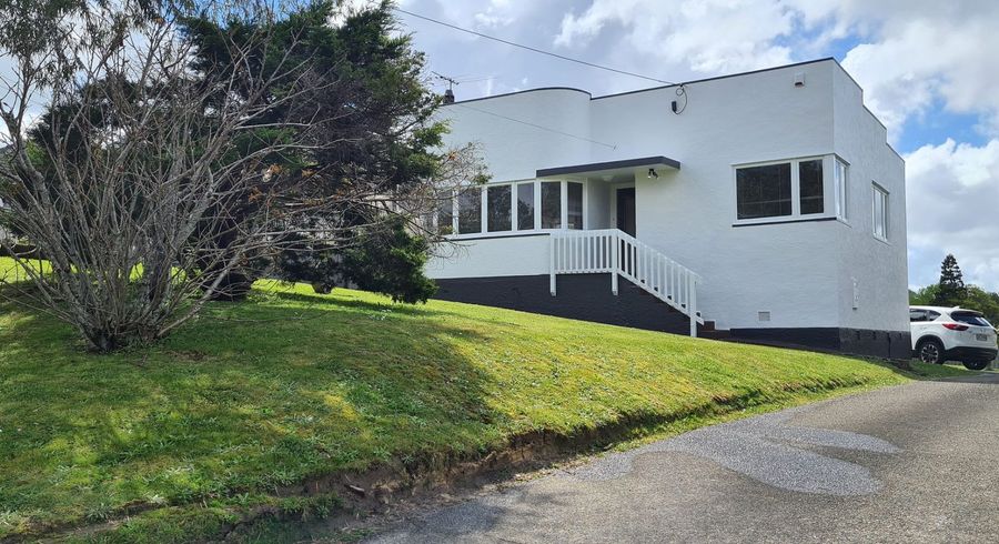  at 1 Pinewood Street, Avondale, Auckland