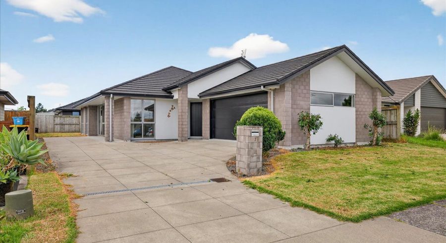  at 3 Cheyne Road, Pyes Pa, Tauranga, Bay Of Plenty
