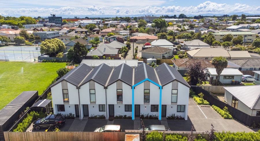  at 2/7 Gambia Street, Papanui, Christchurch