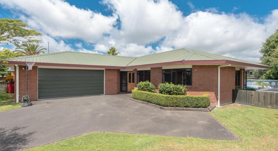  at 25 Admiral Crescent, Flagstaff, Hamilton, Waikato