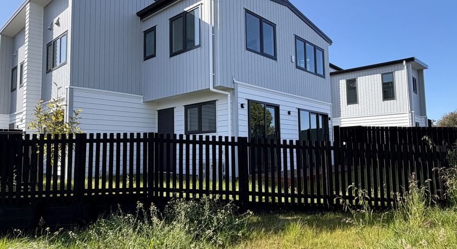  at 1/34 Hyperion Drive, Manurewa, Manukau City, Auckland