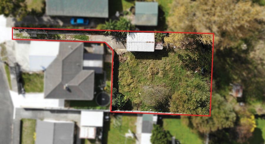  at 33 Dampier Avenue, Awapuni, Palmerston North, Manawatu / Whanganui