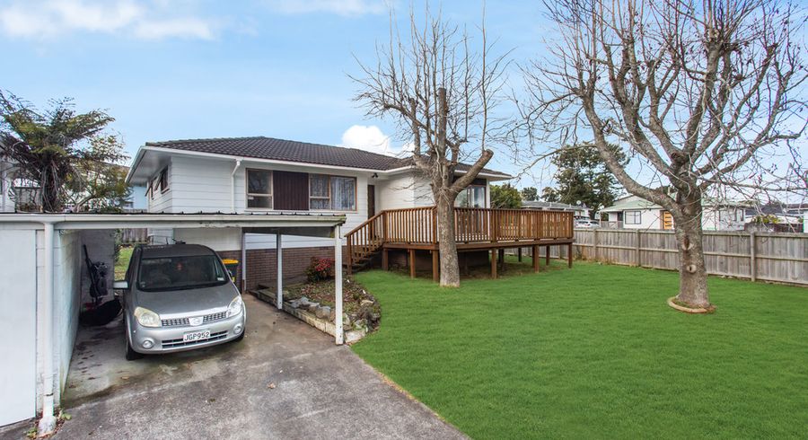  at 1/1 Carter Place, Manurewa, Auckland