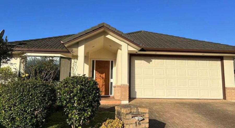  at 16 Middlefield Drive, East Tamaki Heights, Manukau City, Auckland