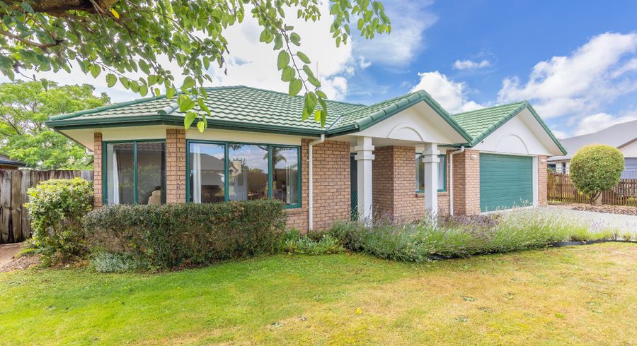  at 17 Portobello Way, Huntington, Hamilton