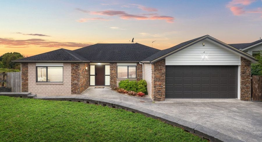  at 83 Lake Panorama Drive, Henderson, Waitakere City, Auckland