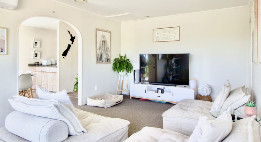  at 6 Pahi Place, West Harbour, Auckland