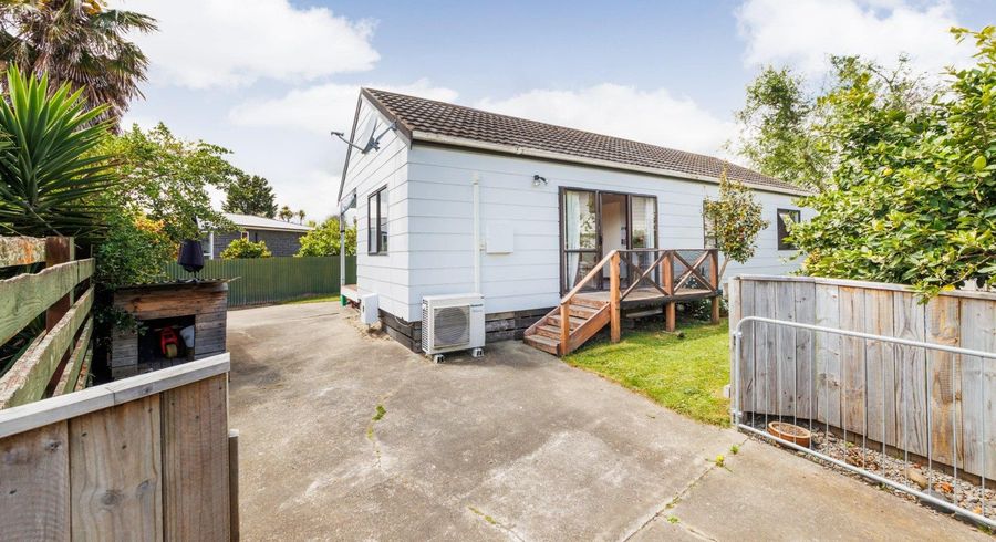  at 27 Newton Place, Westbrook, Palmerston North