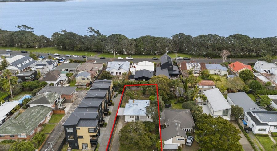  at 432 Point Chevalier Road, Point Chevalier, Auckland City, Auckland