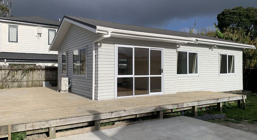  at 102A Cobham Crescent, Kelston, Waitakere City, Auckland