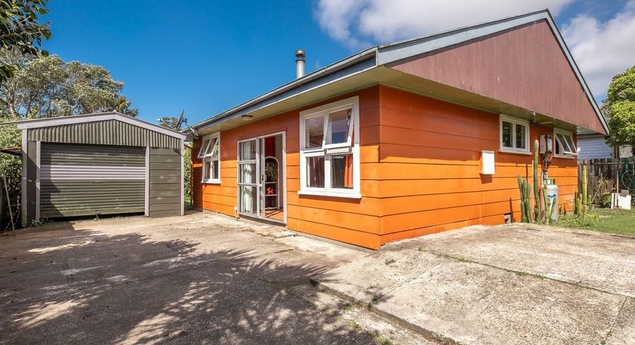  at 11 Ngahue Crescent, Carters Beach, Westport