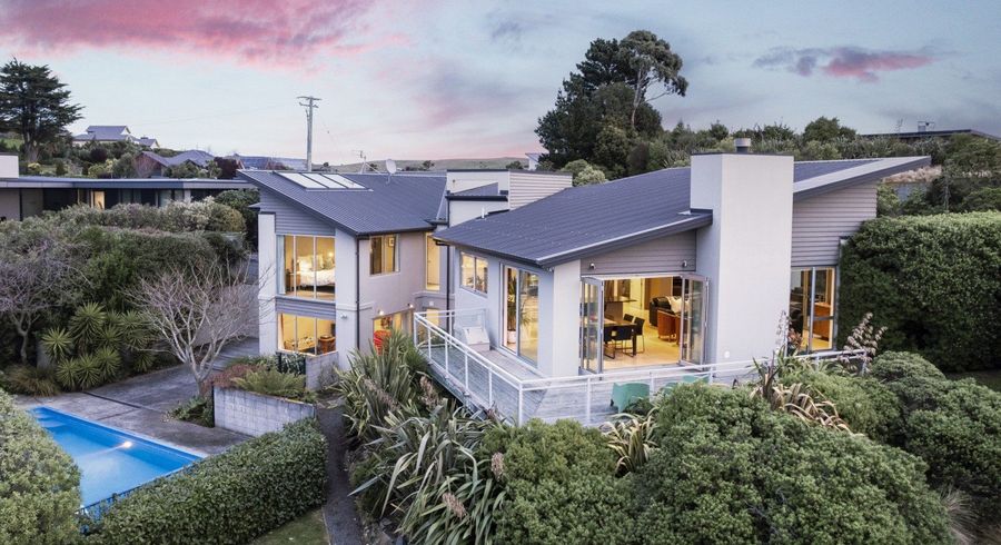  at 335C Worsleys Road, Westmorland, Christchurch City, Canterbury