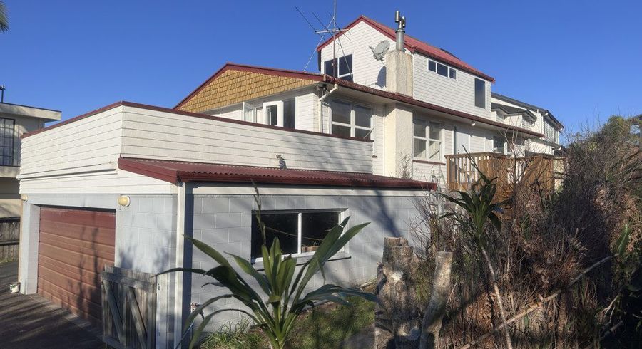  at 50 William Souter St, Forrest Hill, North Shore City, Auckland