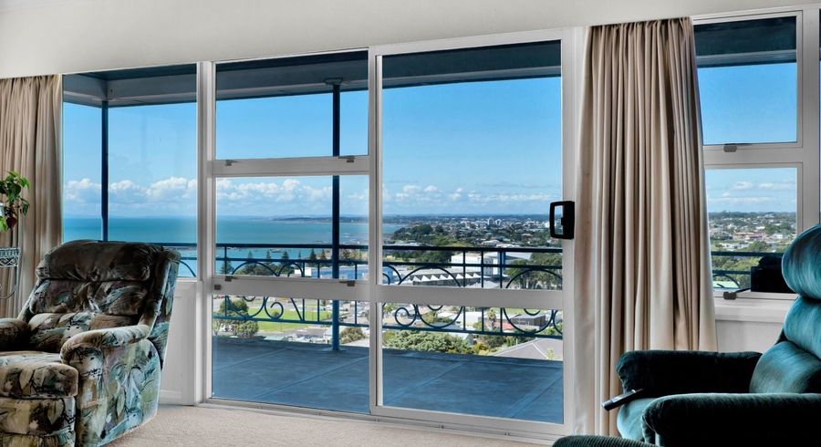  at 1 Catherine Crescent, Moturoa, New Plymouth
