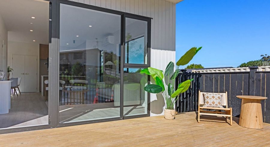  at 11 Glenfinn Place, Massey, Waitakere City, Auckland