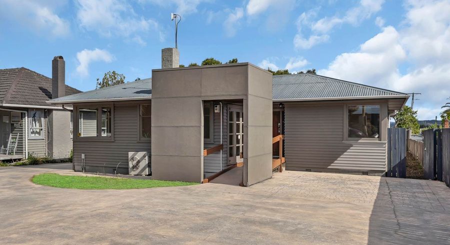  at 104 Lincoln Road, Henderson, Waitakere City, Auckland