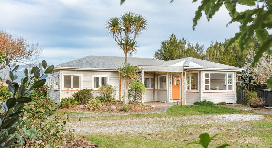  at 8/6 Golf Links Road, Carters Beach, Westport