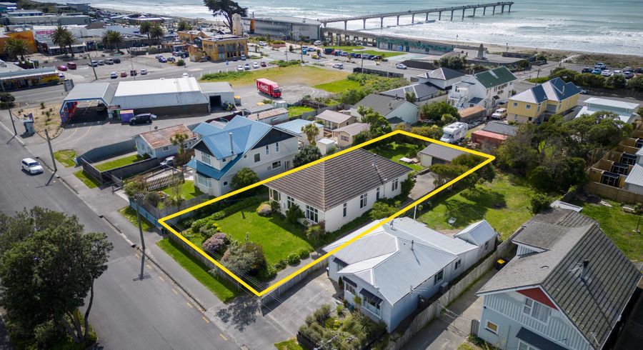  at 23 Oram Avenue, New Brighton, Christchurch