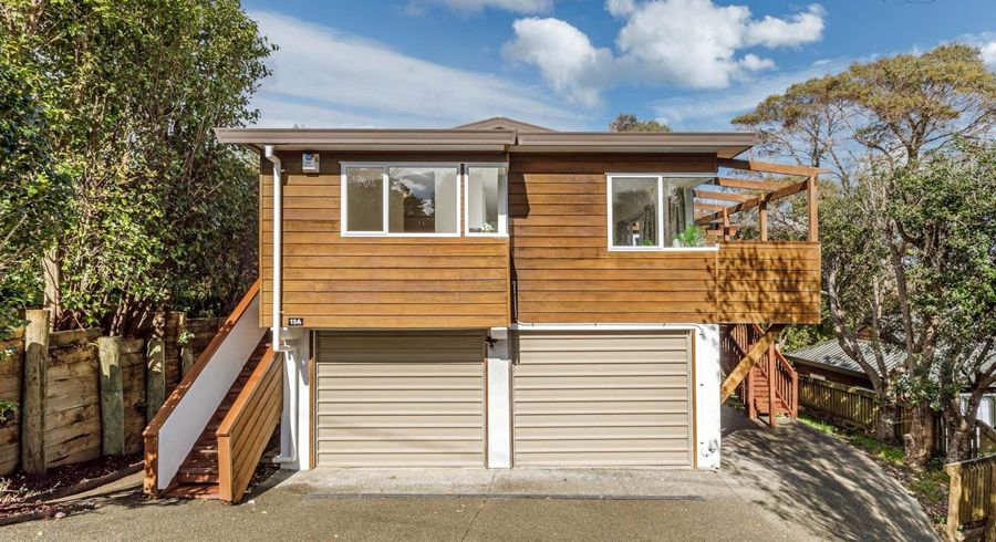  at 1/13 Limmer Place, Browns Bay, Auckland